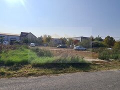 Otopeni, teren 300 mp